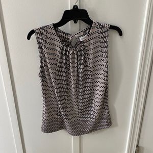 Calvin Klein Shell in Small